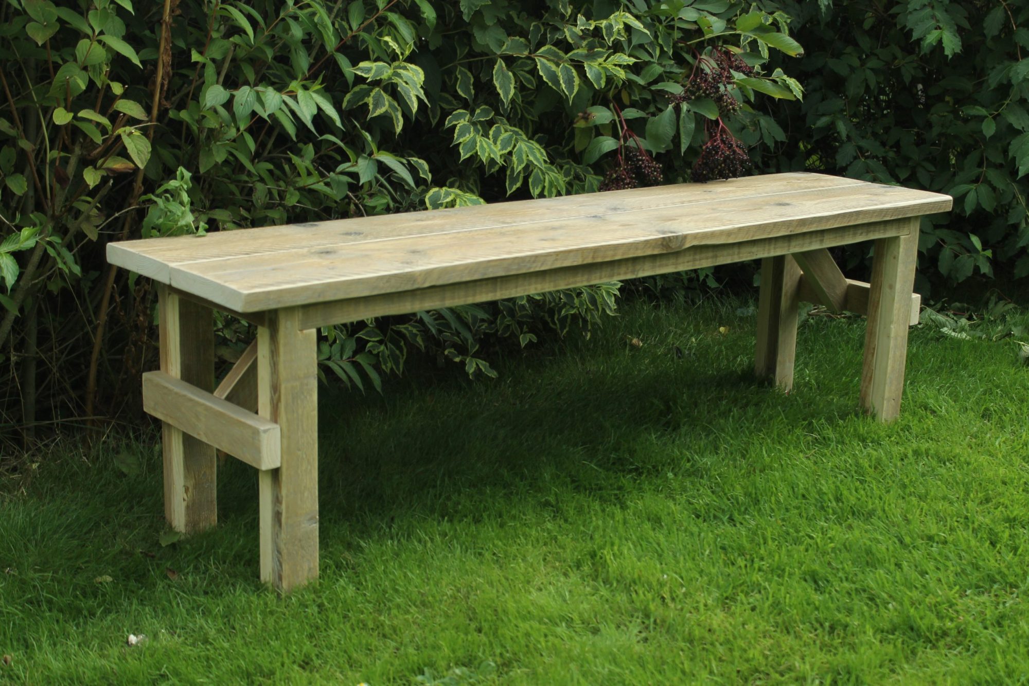 Gartenbank aus Altholz